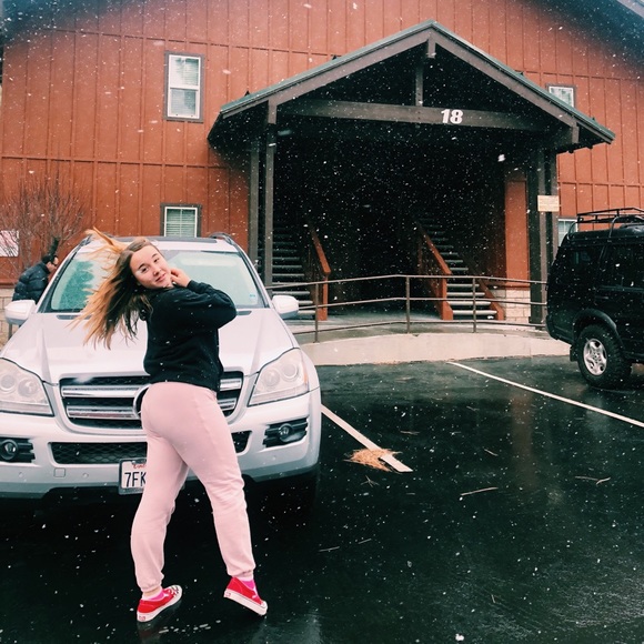 Meet me and my doggy 😊💕🌹 - Picture 6 of 7